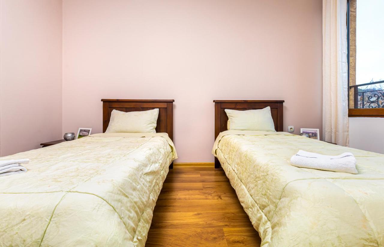 The Walnut 2Bd Apartment Płowdiw Zewnętrze zdjęcie
