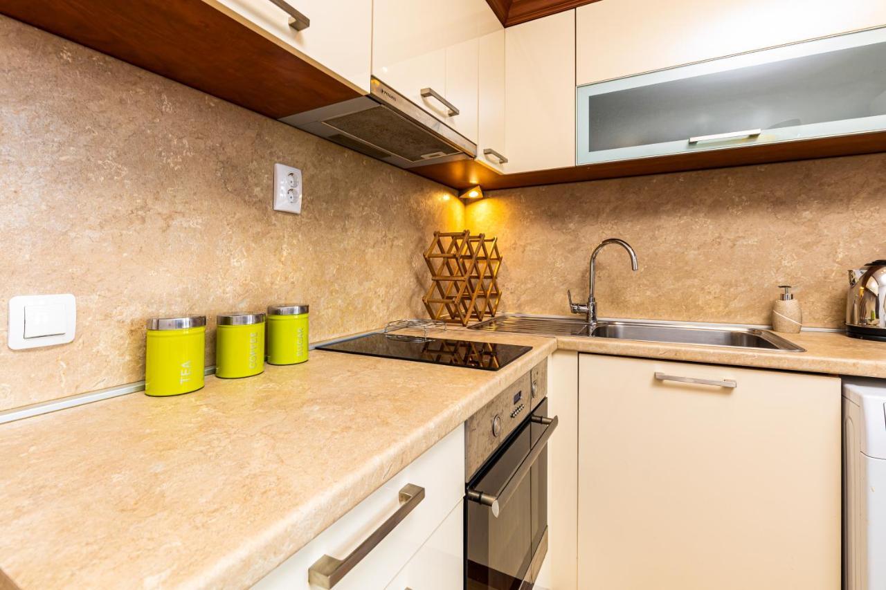 The Walnut 2Bd Apartment Płowdiw Zewnętrze zdjęcie